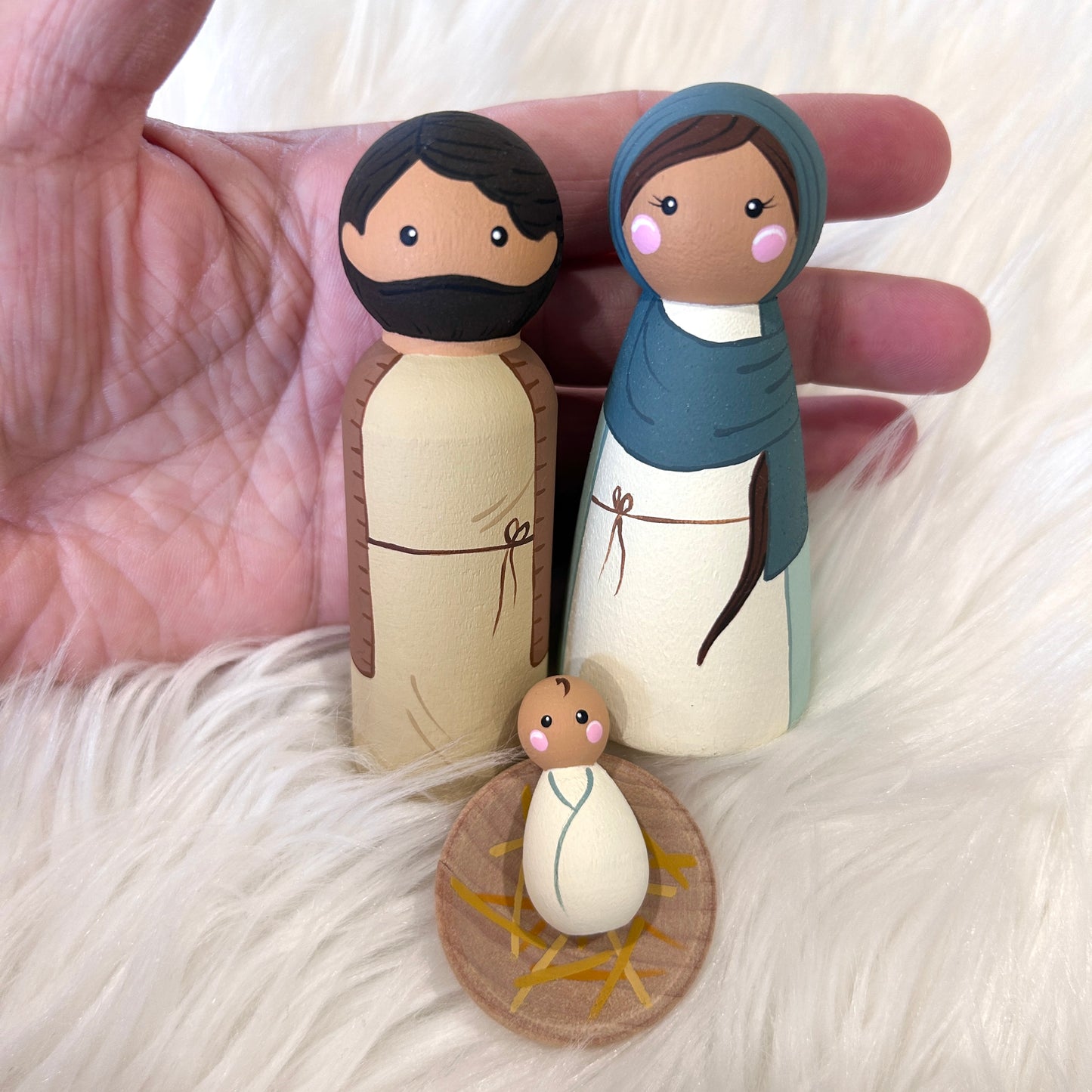 Wooden Nativity Set - Peaceful Evergreen