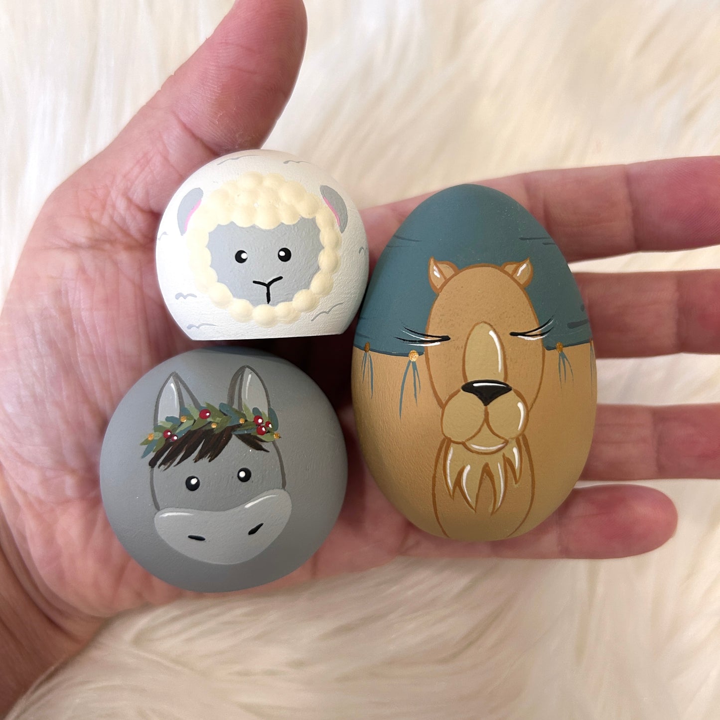 Wooden Nativity Set - Peaceful Evergreen