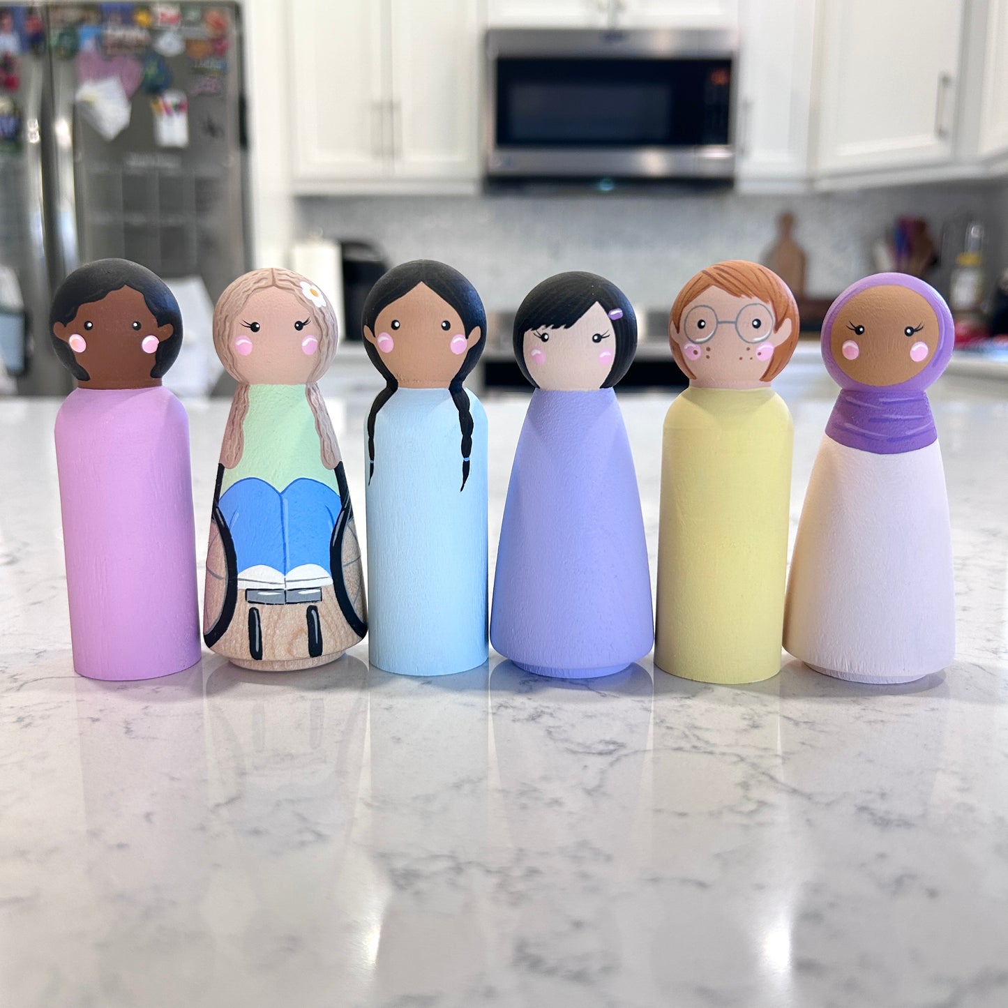 Diversity Friends Peg Set