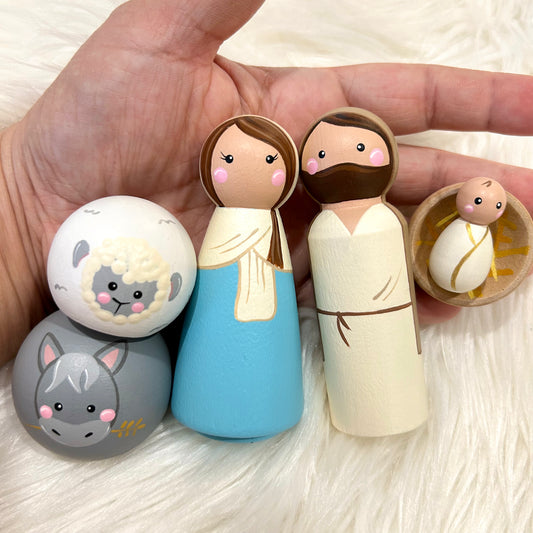 “Away in a Manger” Nativity Set