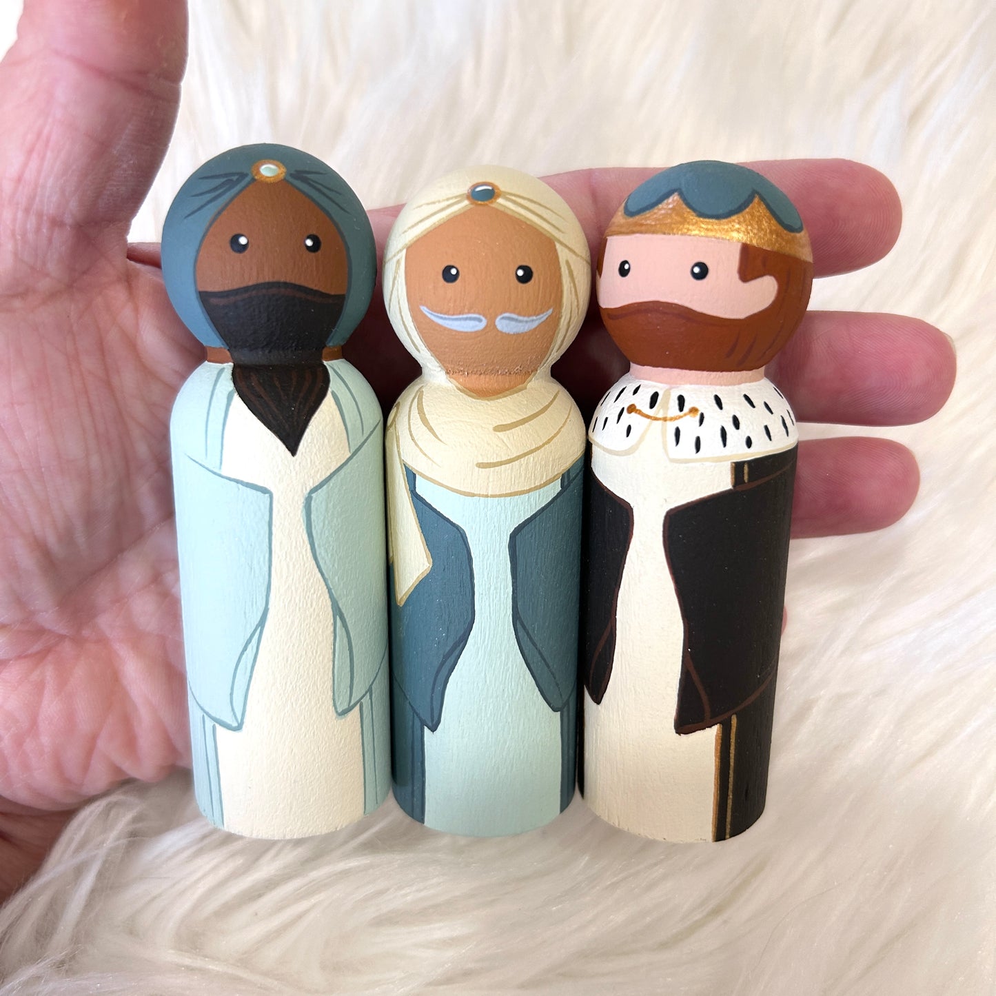 Wooden Nativity Set - Peaceful Evergreen