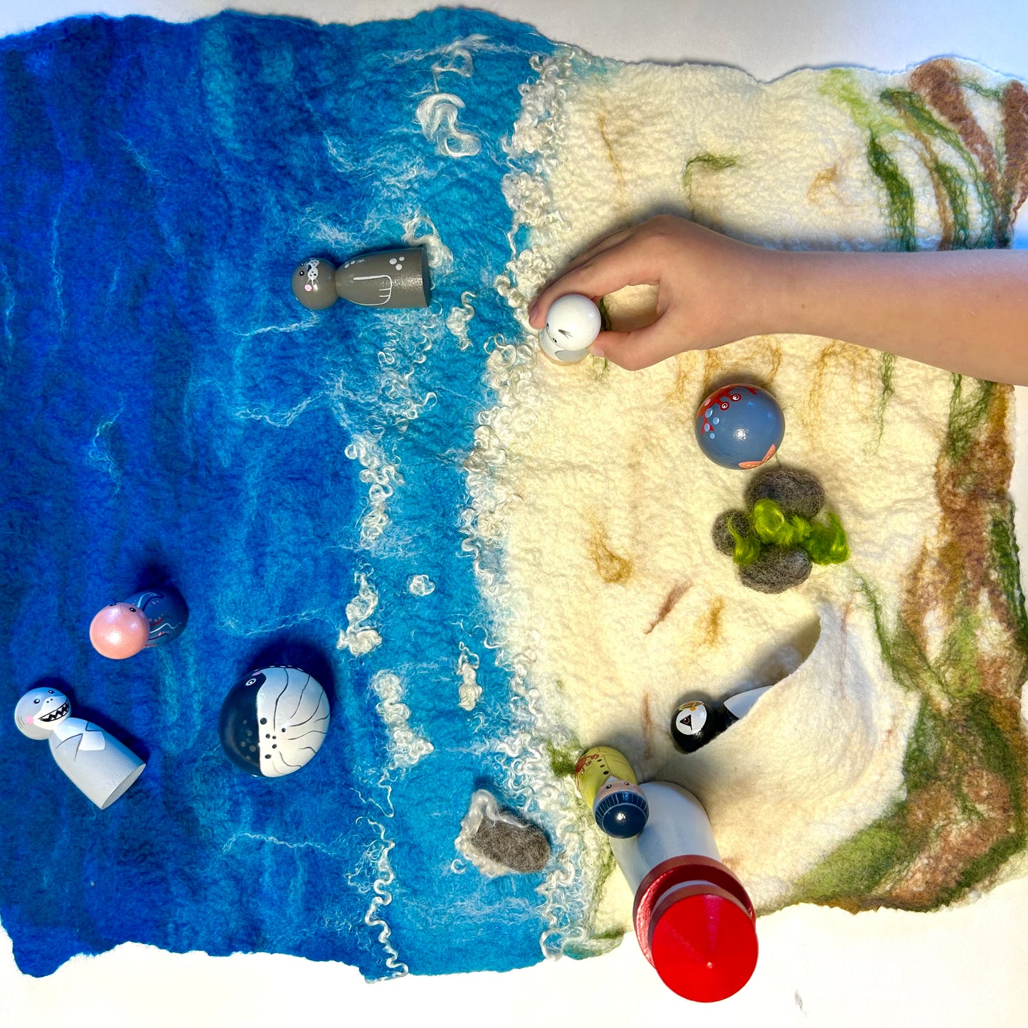 Maritime 9-Piece Peg Set