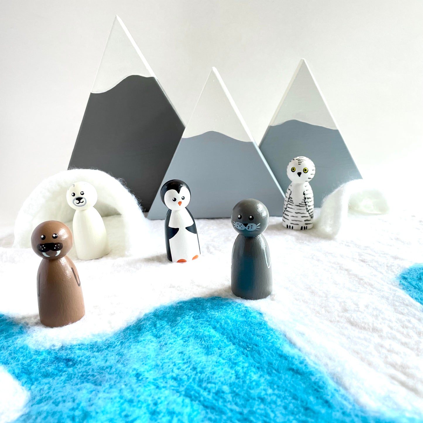 Mountain Small World Trio